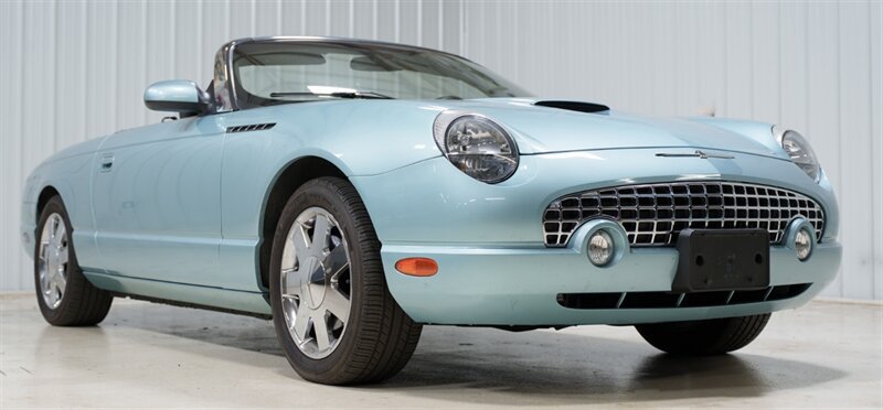 Used 2002 Ford Thunderbird RWD image 1