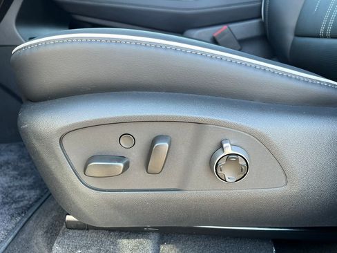 New 2026 Buick Enclave Avenir w/ Super Cruise Package image 11