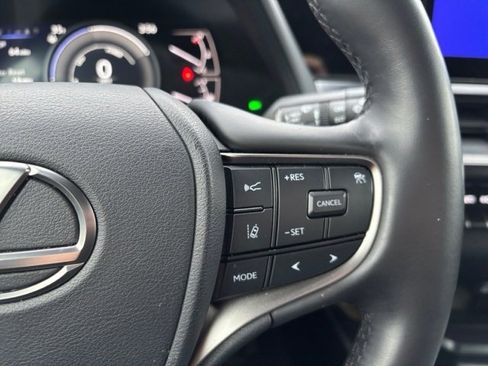 Used 2024 Lexus UX 250h F Sport image 16