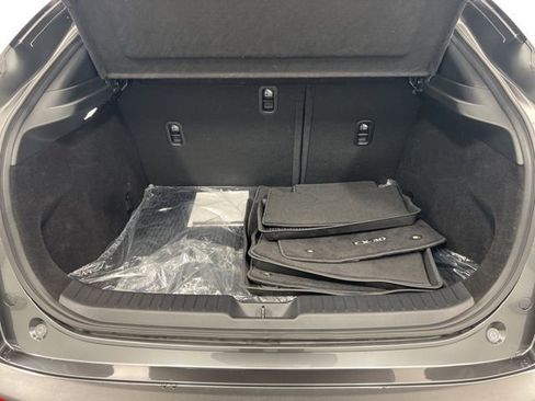 Used 2025 MAZDA CX-30 AWD 2.5 S w/ Preferred Package image 11