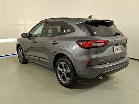 Used 2023 Ford Escape ST-Line Select w/ Tech Pack #1 image 4
