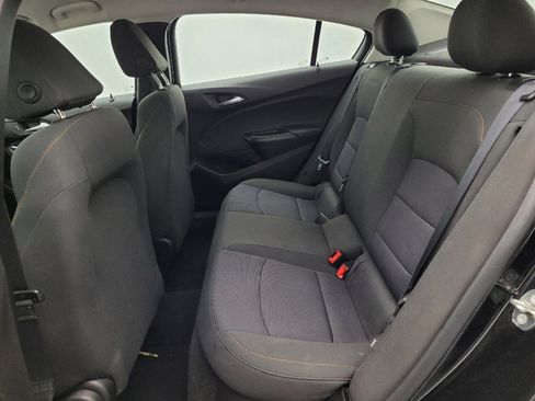 Used 2018 Chevrolet Cruze LS image 18