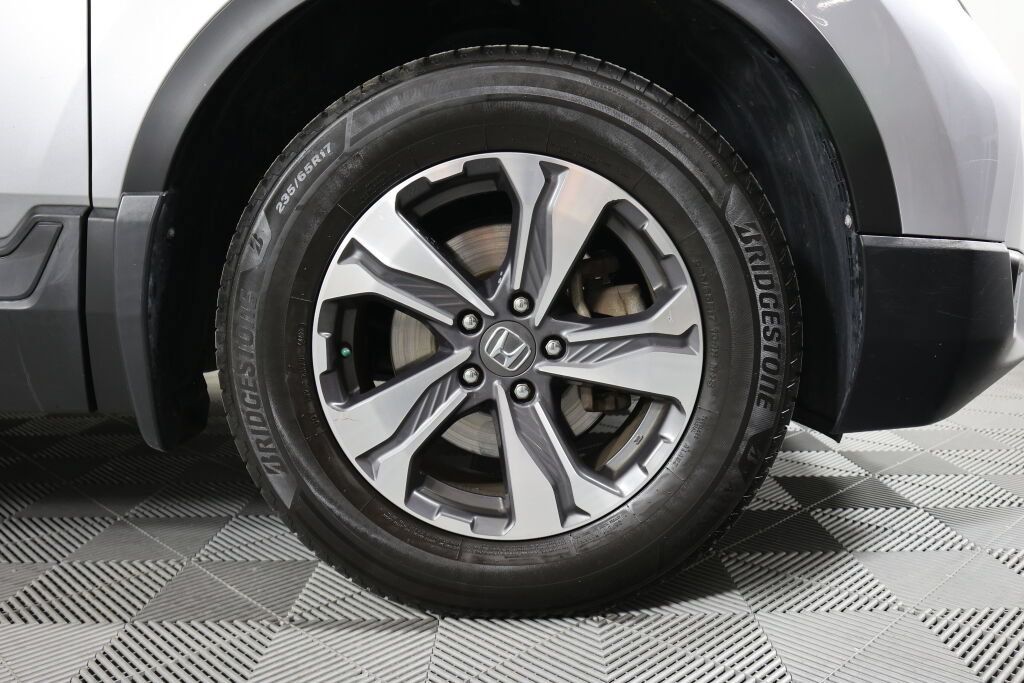 Used 2017 Honda CR-V LX image 6