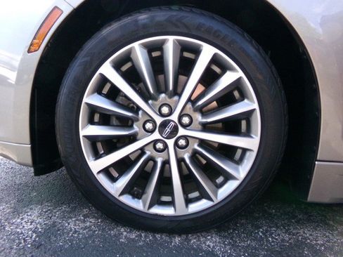Used 2020 Lincoln MKZ AWD w/ Convenience Package image 23