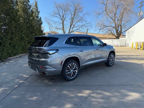 New 2026 Buick Enclave Avenir w/ Super Cruise Package AWD/4WD image 30