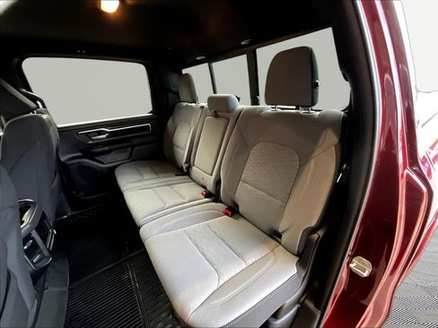 Used 2025 RAM 1500 Big Horn AWD/4WD image 23