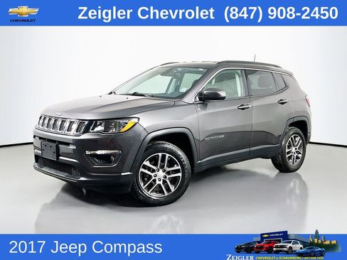 Used 2017 Jeep Compass Latitude w/ Popular Equipment Group image 1