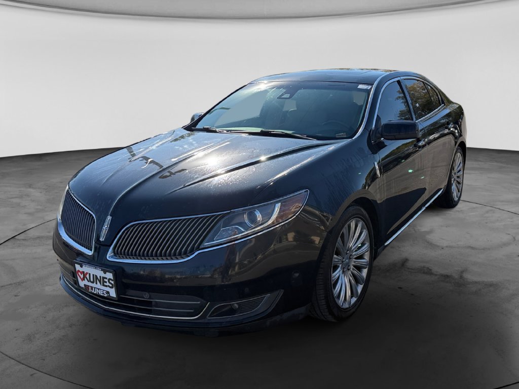 Used 2013 Lincoln MKS AWD image 4