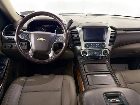 Used 2017 Chevrolet Suburban Premier AWD/4WD image 22