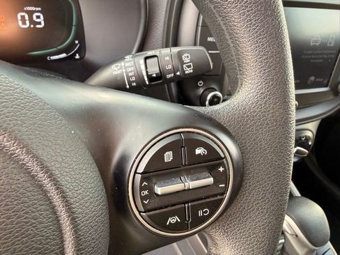 Used 2023 Kia Soul LX w/ Option Group 015 image 18