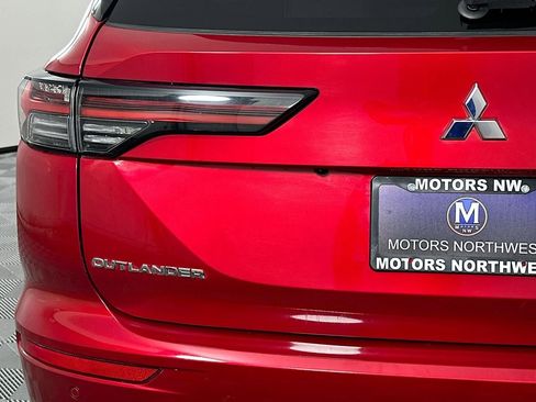Used 2025 Mitsubishi Outlander SE AWD/4WD image 22