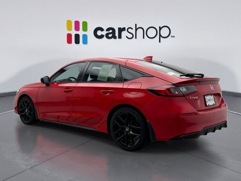 Used 2023 Honda Civic Sport image 3