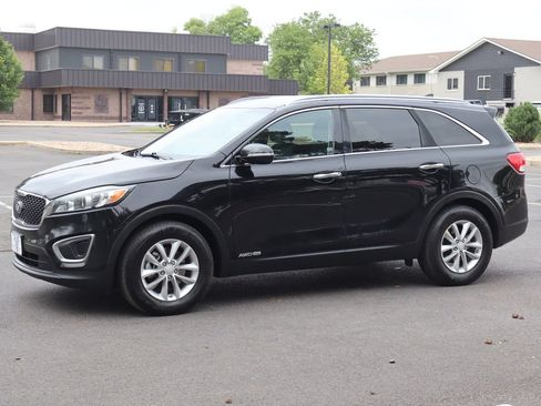 Used 2016 Kia Sorento LX AWD/4WD image 10