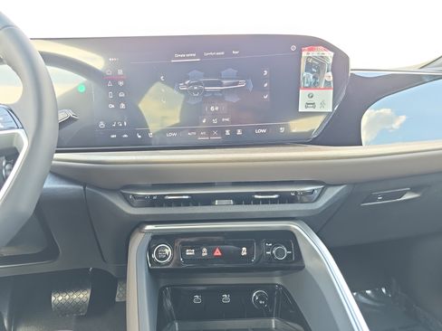 New 2025 Audi Q5 Premium Plus image 18