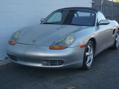 Used 1997 Porsche Boxster RWD image 2