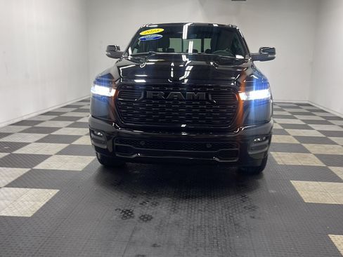 Used 2025 RAM 1500 Big Horn AWD/4WD image 24