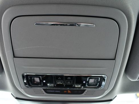 Used 2022 Lincoln Corsair Reserve w/ Equipment Group 201A image 31