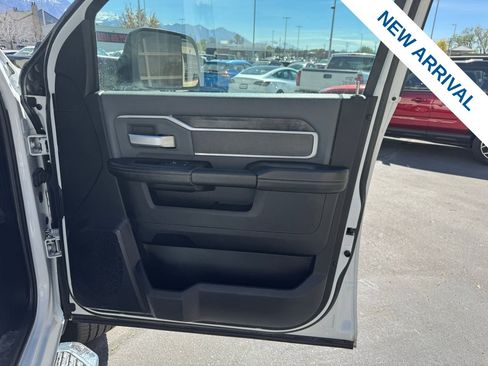 Used 2022 RAM 2500 Big Horn image 10