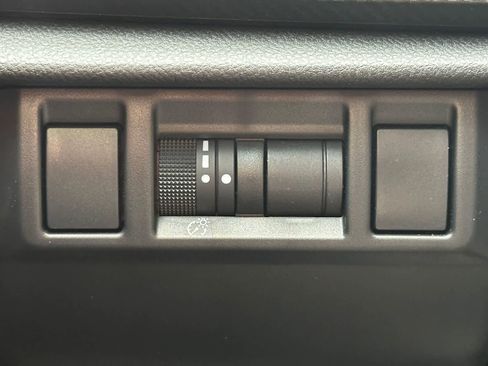 Certified 2025 Subaru Crosstrek 2.5i Limited w/ Crosstrek Mirror Package AWD/4WD image 25
