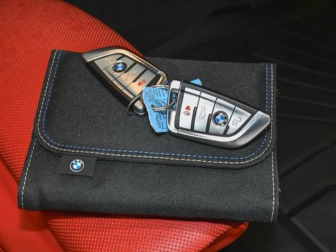 Used 2024 BMW M850i xDrive Coupe image 81