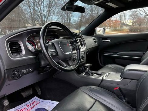Used 2021 Dodge Charger SXT w/ Leather Interior Group image 8