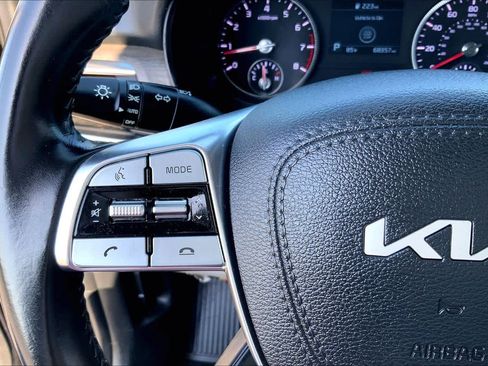 Used 2022 Kia Telluride EX w/ EX Premium Package FWD image 20