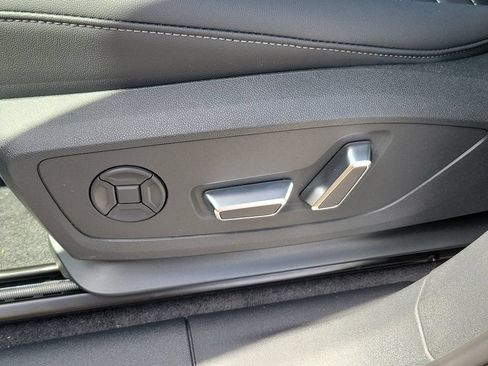 New 2026 Audi Q3 quattro 2.0T AWD/4WD image 18