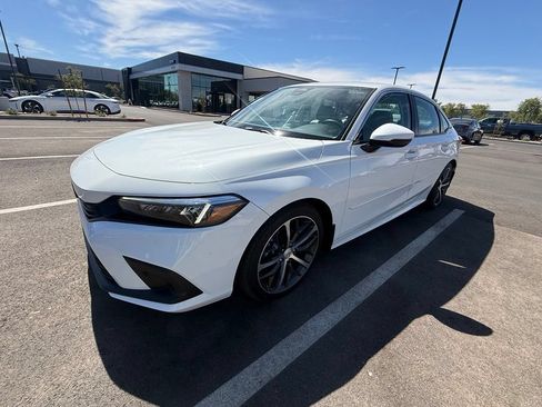 Used 2024 Honda Civic Touring image 1