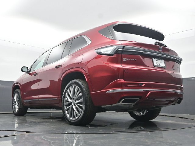 Used 2026 Buick Enclave Avenir w/ Super Cruise Package AWD/4WD image 49