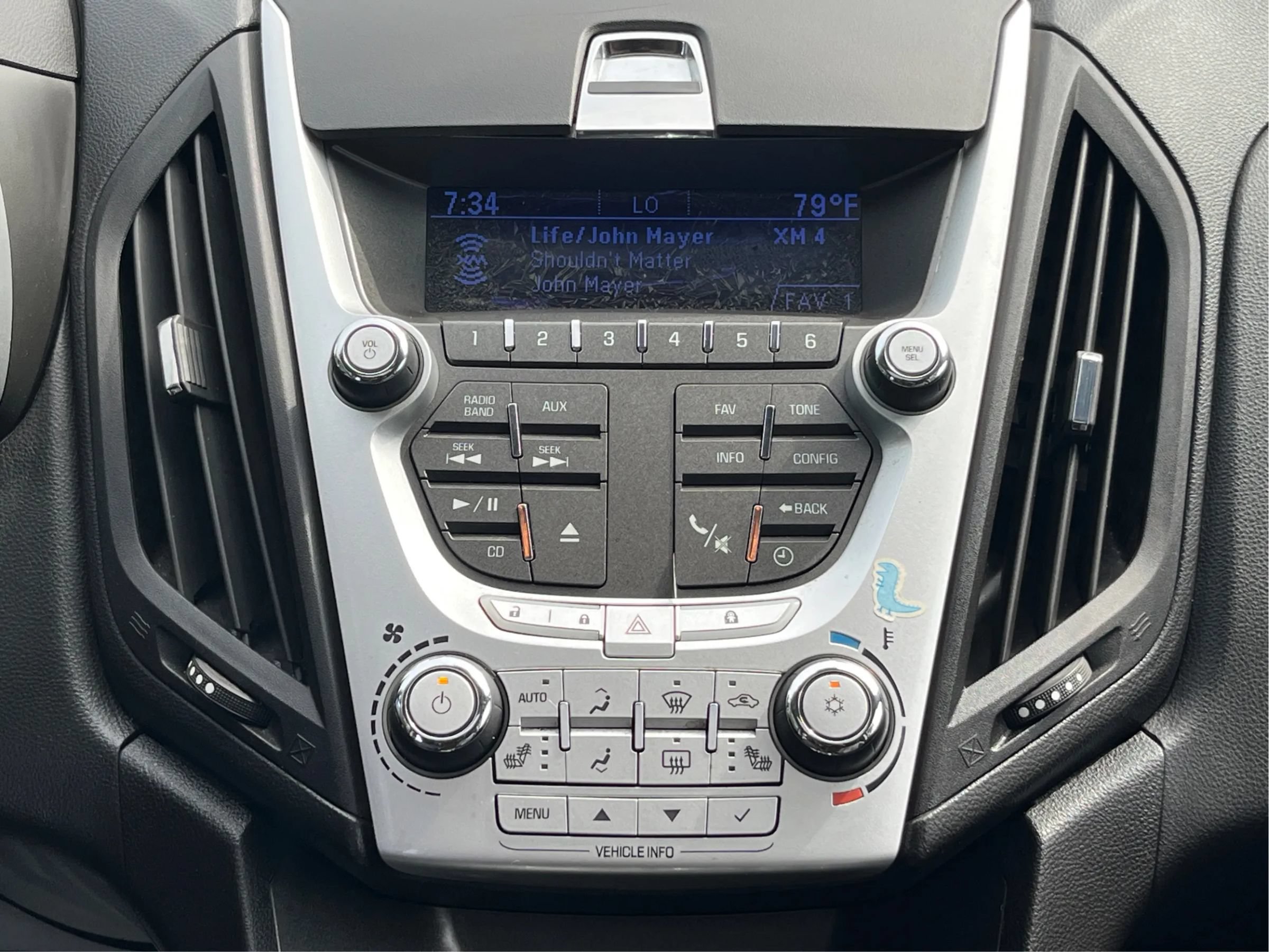Used 2010 Chevrolet Equinox LT w/ Cargo Management Package FWD image 16