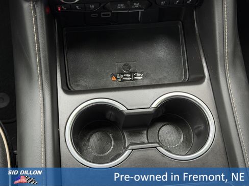 Certified 2024 GMC Yukon SLT w/ SLT Premium Package image 16