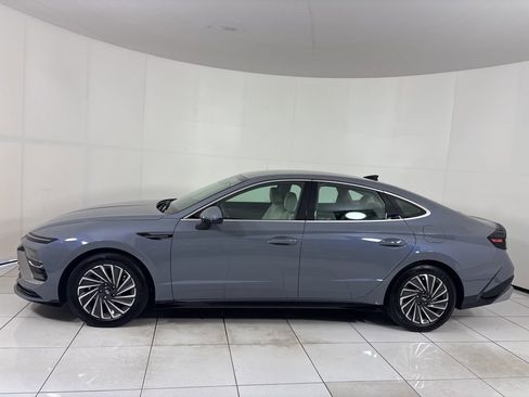 New 2025 Hyundai Sonata SEL FWD image 2