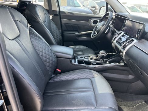 Used 2022 Kia Sorento SX Prestige image 17