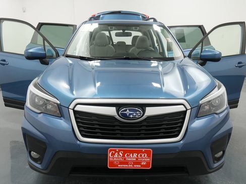 Used 2021 Subaru Forester Premium AWD/4WD image 30