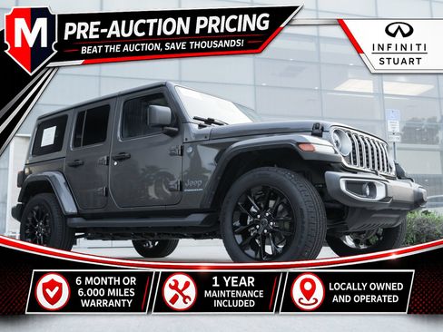 Used 2025 Jeep Wrangler Unlimited Sahara AWD/4WD image 1