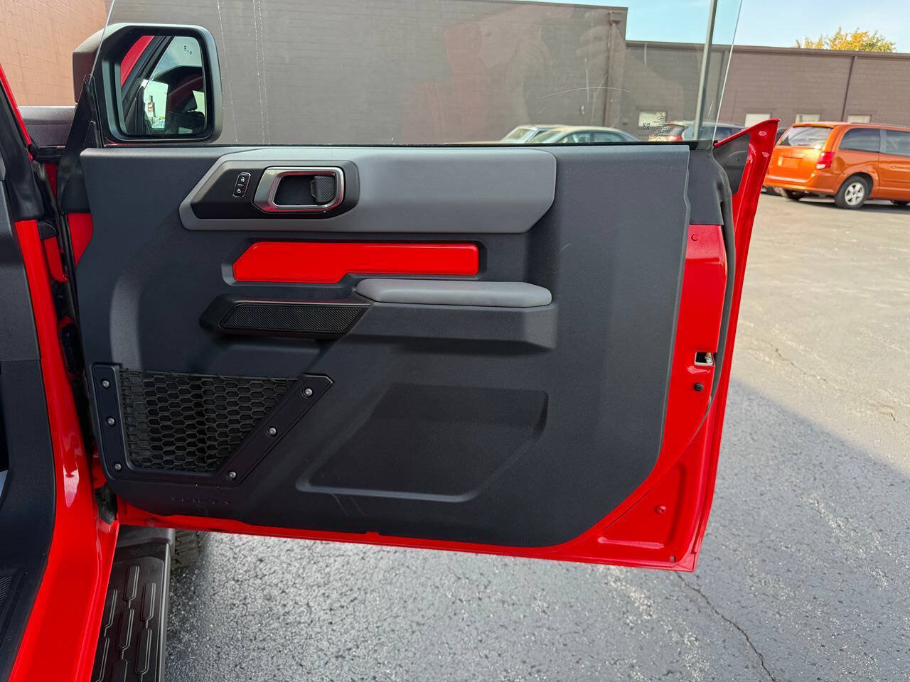 Used 2023 Ford Bronco Big Bend w/ Sasquatch Package AWD/4WD image 23