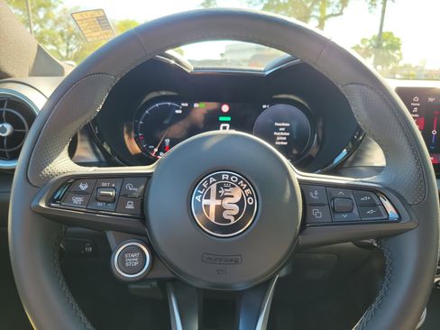 Used 2024 Alfa Romeo Tonale Ti w/ Active Assist Package image 20