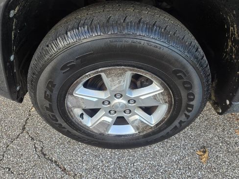 Used 2011 Jeep Liberty Sport w/ Popular Equipment Group AWD/4WD image 38