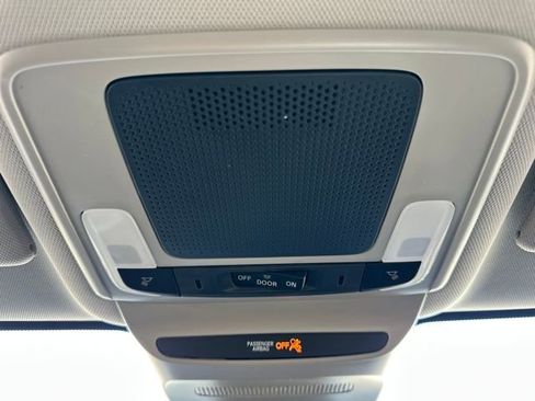 New 2026 Honda HR-V LX image 28