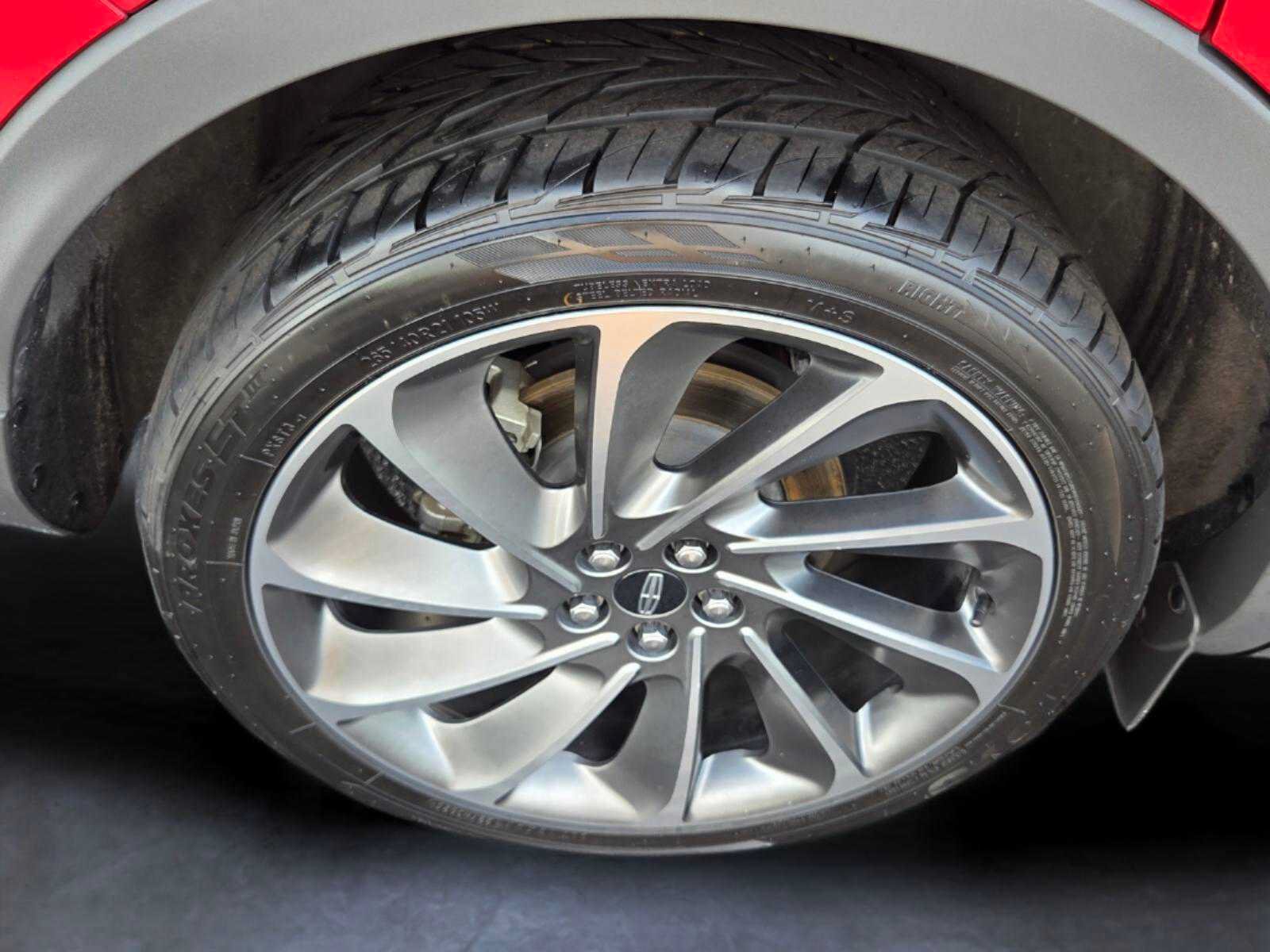 Used 2020 Lincoln Nautilus Reserve w/ Equipment Group 201A FWD image 18