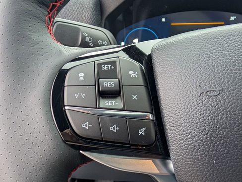 New 2026 Ford Explorer ST-Line w/ ST-Line Street Pack image 27