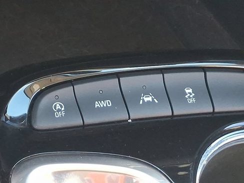 Used 2023 Buick Encore GX Preferred w/ Cold Weather Comfort Package AWD/4WD image 18