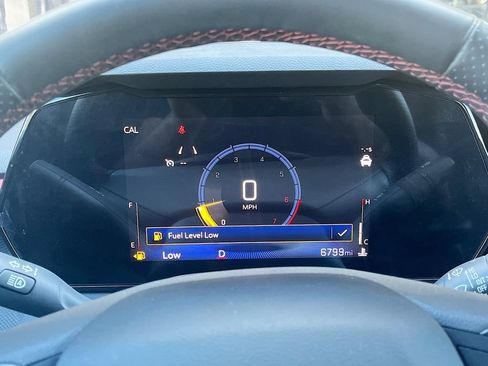 Used 2025 Chevrolet TrailBlazer RS w/ Convenience Package FWD image 12