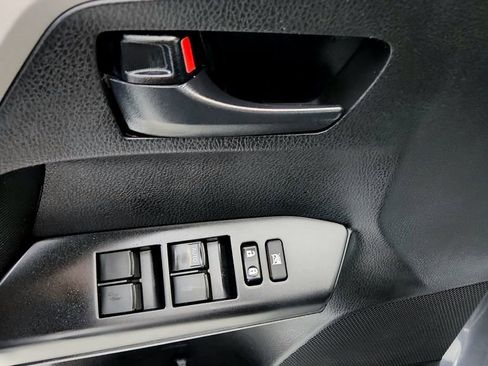 Used 2017 Toyota RAV4 LE w/ All Weather Liner Package AWD/4WD image 23
