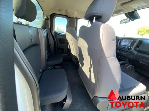 Used 2023 Nissan Frontier 4x4 King Cab image 16