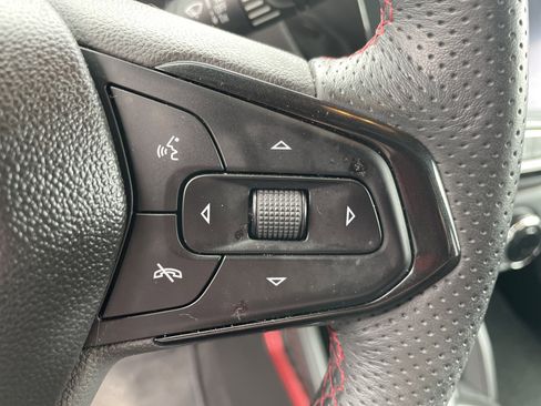 Used 2022 Chevrolet TrailBlazer RS w/ Technology Package image 29