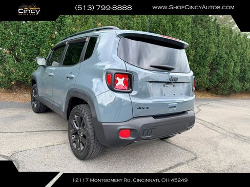 Used 2018 Jeep Renegade Altitude image 12