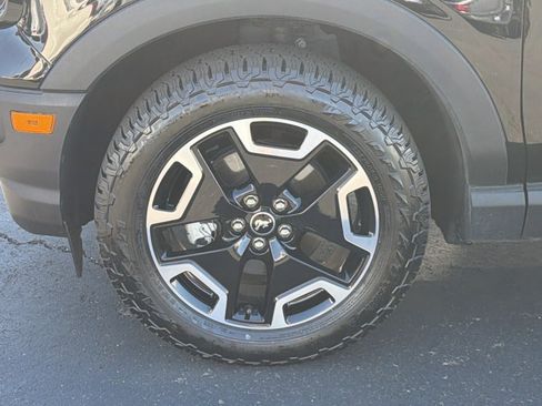 Certified 2024 Ford Bronco Sport Outer Banks w/ Tech Package AWD/4WD image 9