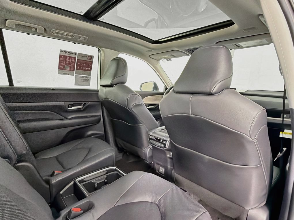 New 2026 Toyota Grand Highlander AWD Hybrid image 26