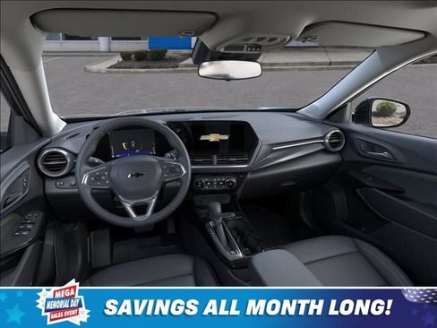 New 2026 Chevrolet Trax ACTIV w/ Sunroof Package FWD image 15